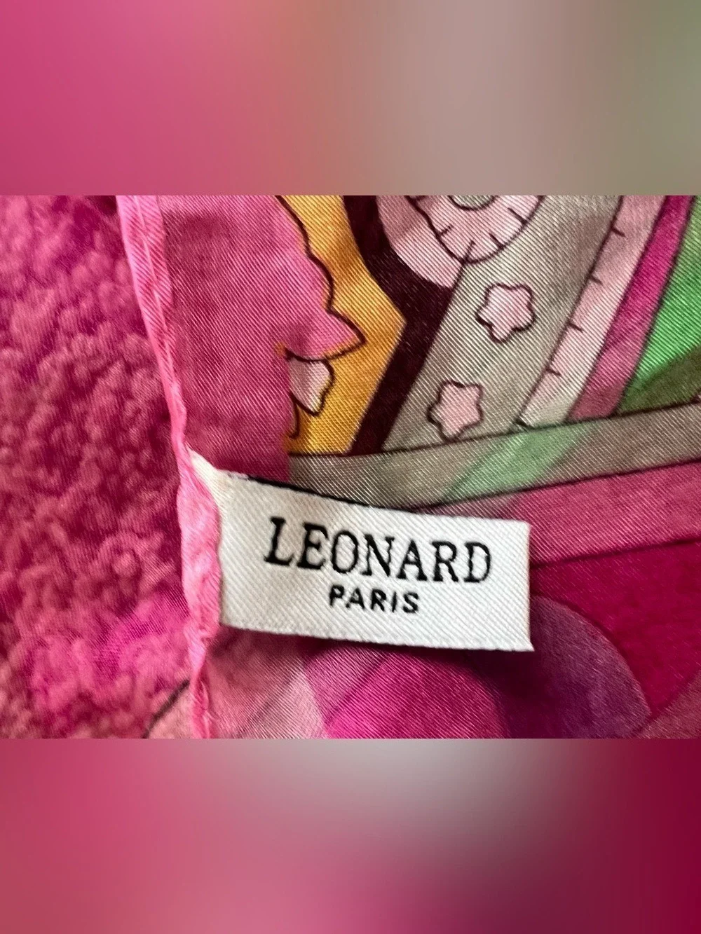 Leonard Paris 100% Silk Oversized Oblong Scarf Shawl 27”x70” Pink Floral Paisley